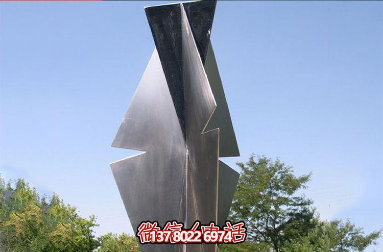 不銹鋼雕塑景觀，點(diǎn)綴學(xué)校、公園環(huán)境
