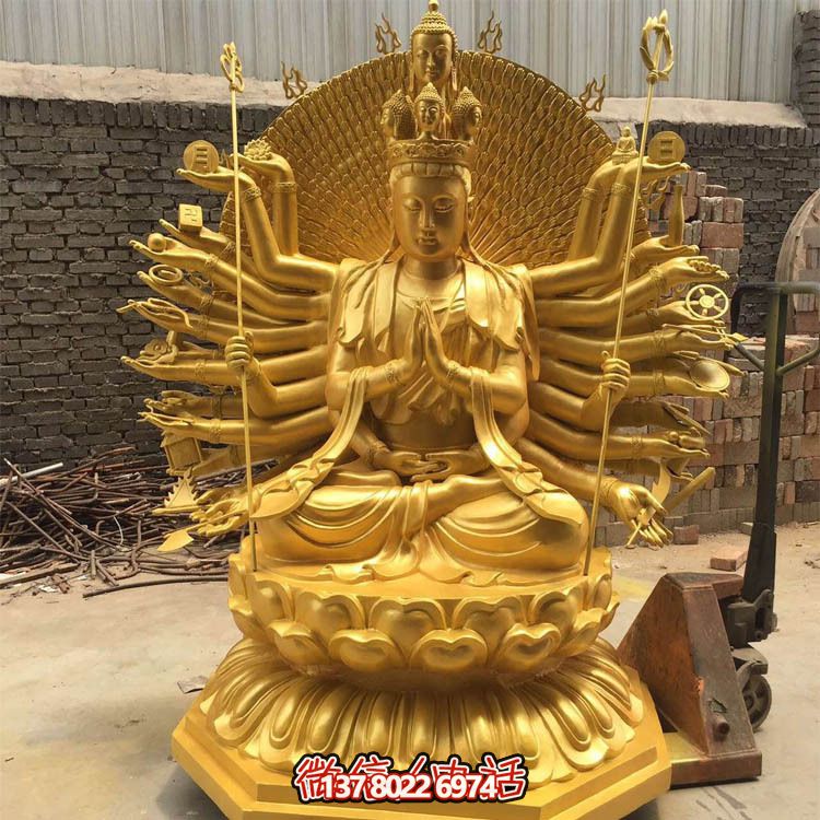 貼金千手觀音雕塑，精美裝飾大型寺廟