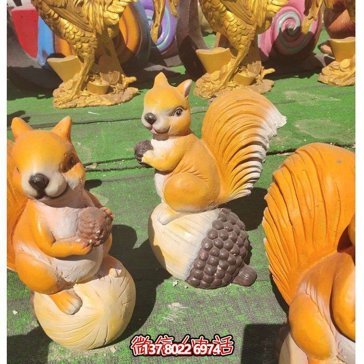 集游樂、景觀、動(dòng)物園于一體的玻璃鋼仿真卡通動(dòng)物游樂場(chǎng)