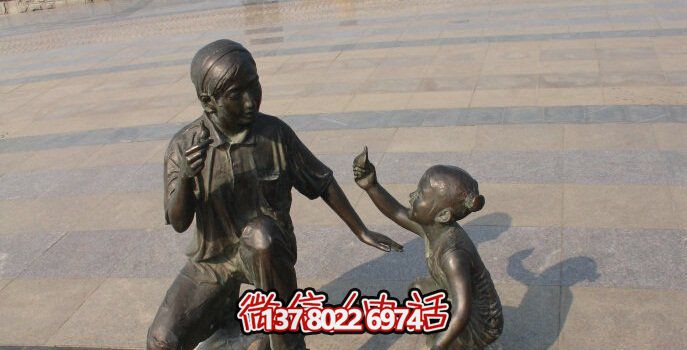 母女銅雕一次游覽公園、參與游戲、體驗雕塑的絕佳體驗