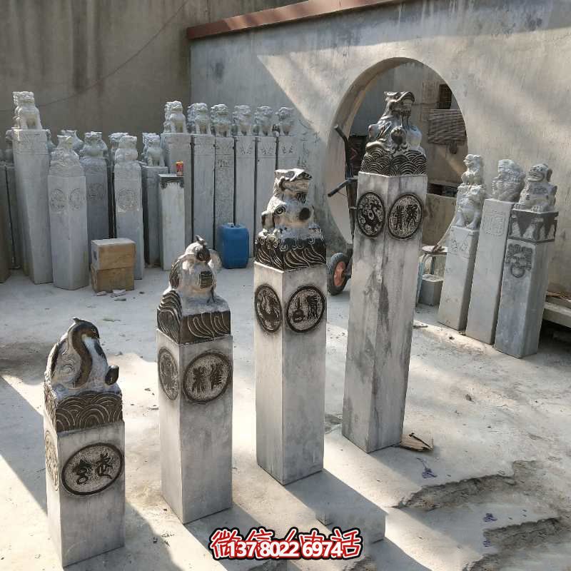 四神馬柱拴，融匯大理石精致雕塑，為園林景觀裝點增添濃濃韻味