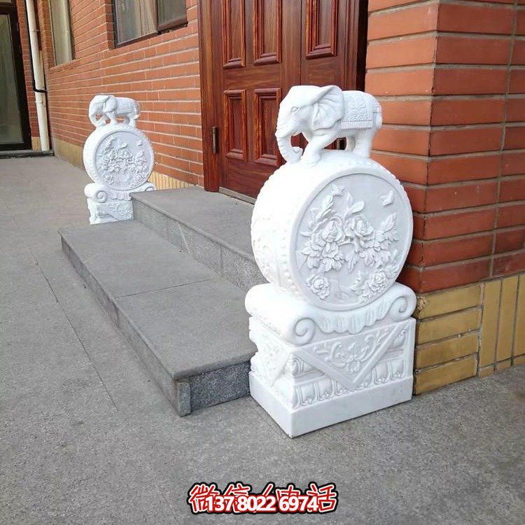 浪漫經(jīng)典，精致雕刻吉祥小象抱鼓石