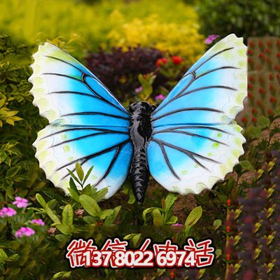 彩繪雕塑，點(diǎn)綴廣場(chǎng)，讓蝴蝶飛舞