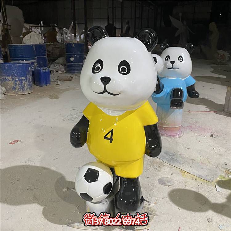 足球旅游景區(qū)，讓你玩轉(zhuǎn)卡通公仔和雕塑