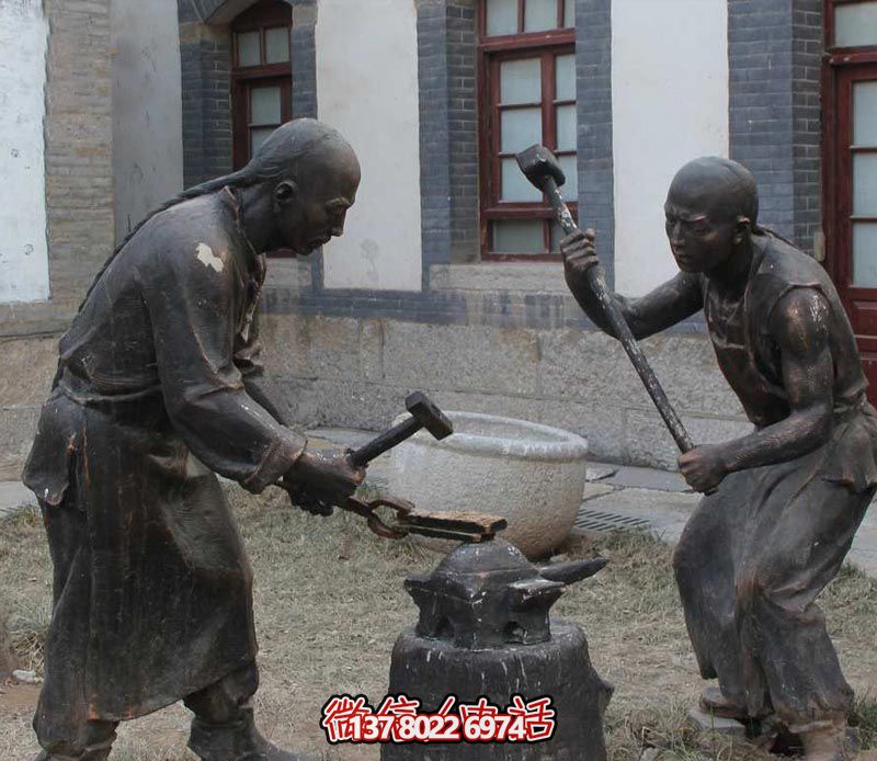 古人鑄造青銅雕塑，景觀美化擺放