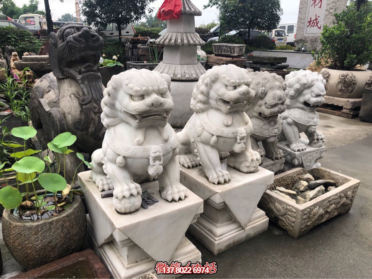 精美獅子雕塑，企業(yè)招財納福