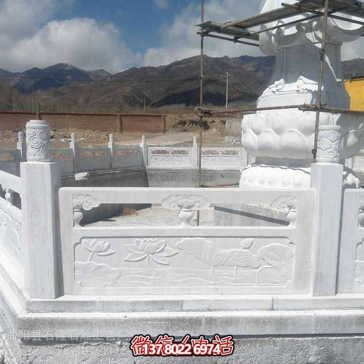 大理石欄桿雕塑，為公園、戶外景區(qū)增添優(yōu)雅氣質