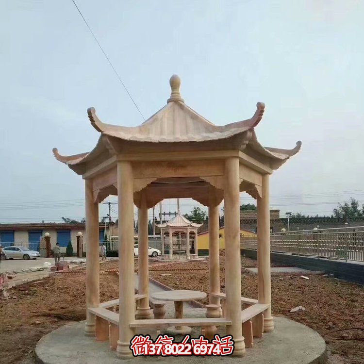 中式天然石材涼亭，晚霞紅休息下棋