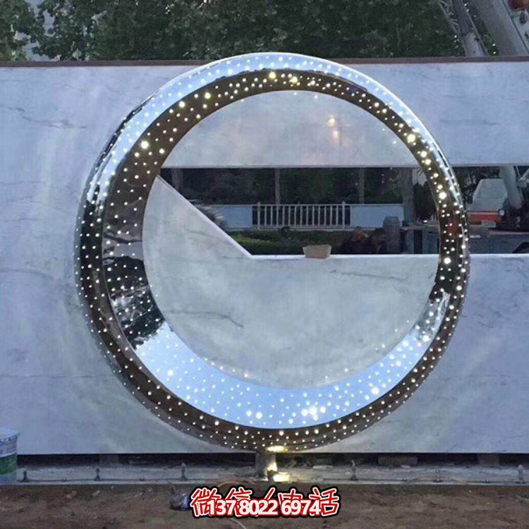不銹鋼海豚景觀雕塑，提升酒店會所的抽象圓環(huán)氛圍