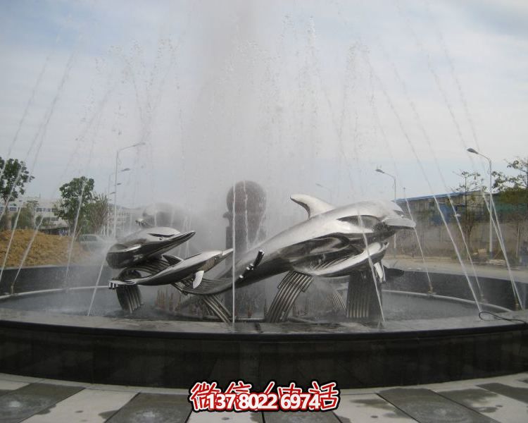 不銹鋼海豚雕塑，裝飾現(xiàn)代廣場(chǎng)的水景