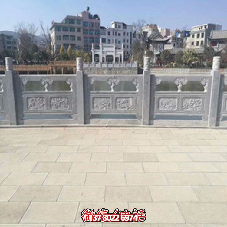 精美大理石雕塑欄桿，裝點戶外園林景觀