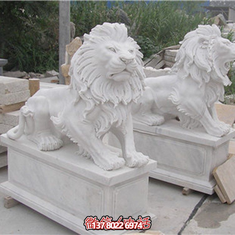 大理石獅子雕塑，點綴園林景觀