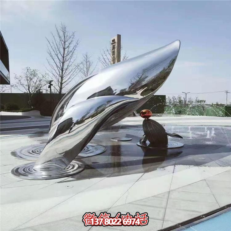 現(xiàn)代不銹鋼大型創(chuàng)意景觀雕塑，美化城市廣場