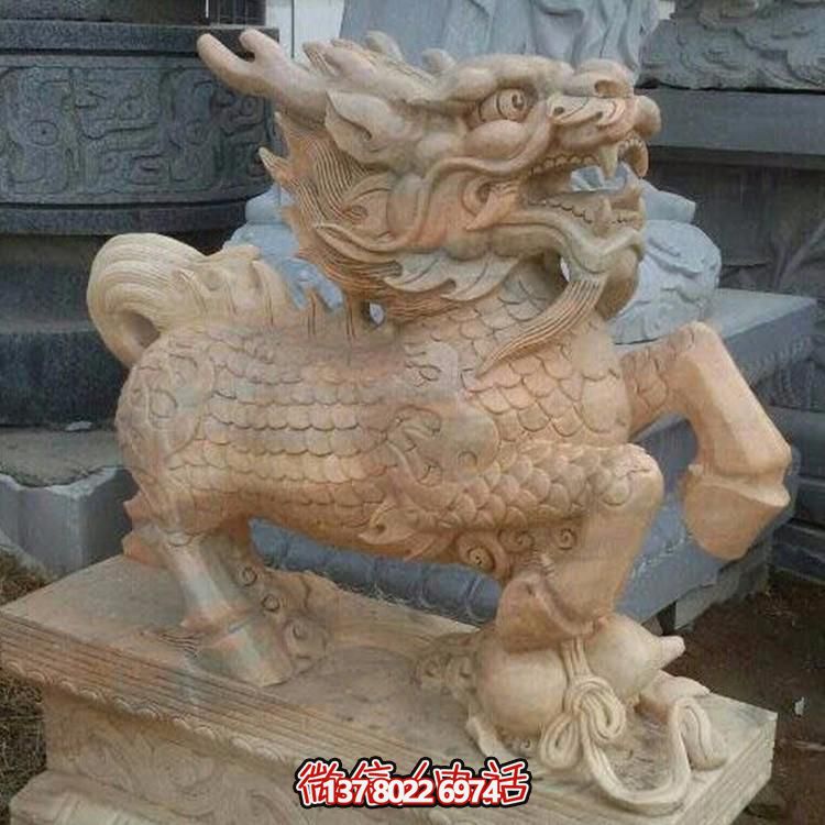 漢白玉獅子瑞獸石雕，給您的企業(yè)門前帶來吉祥福氣
