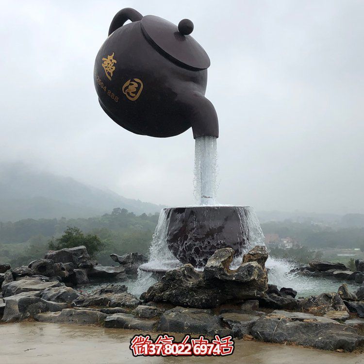 這款創(chuàng)意玻璃鋼懸空流水?dāng)[件，是一款非常適合大型園林景區(qū)及戶外空間裝飾的藝術(shù)品