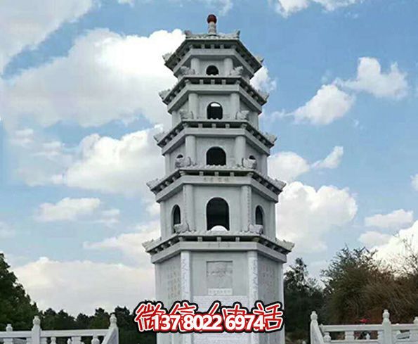 精美多層大理石寶塔，見(jiàn)證古老寺院的美麗景觀