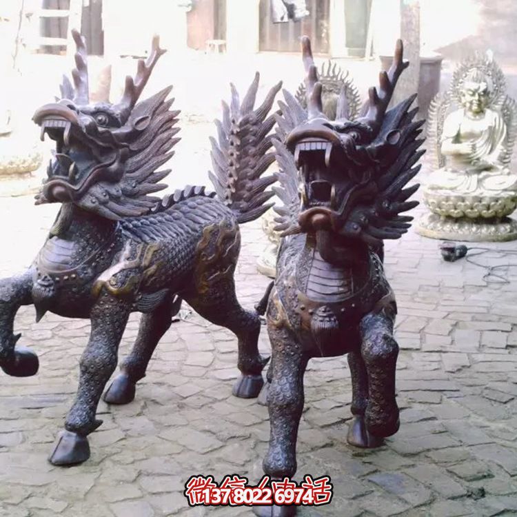 不銹鋼雕塑——精美的麒麟，奔跑、吼叫的象征