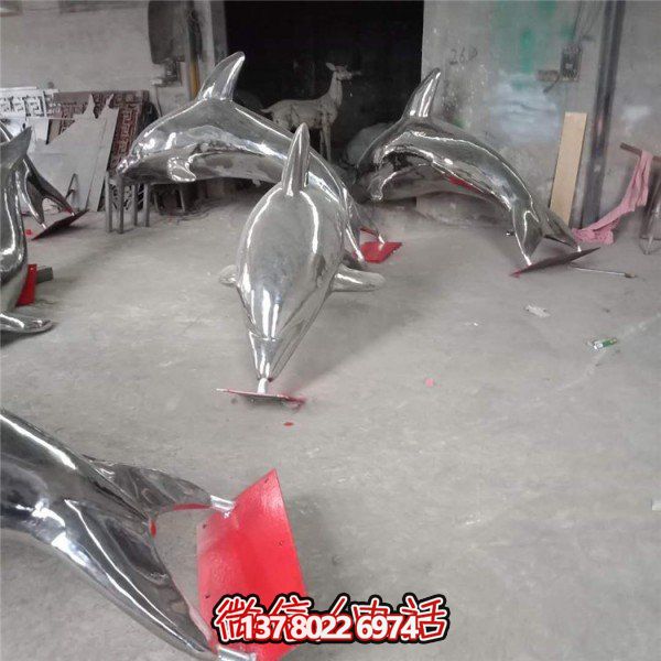 不銹鋼戶(hù)外景觀(guān)水景海豚雕塑