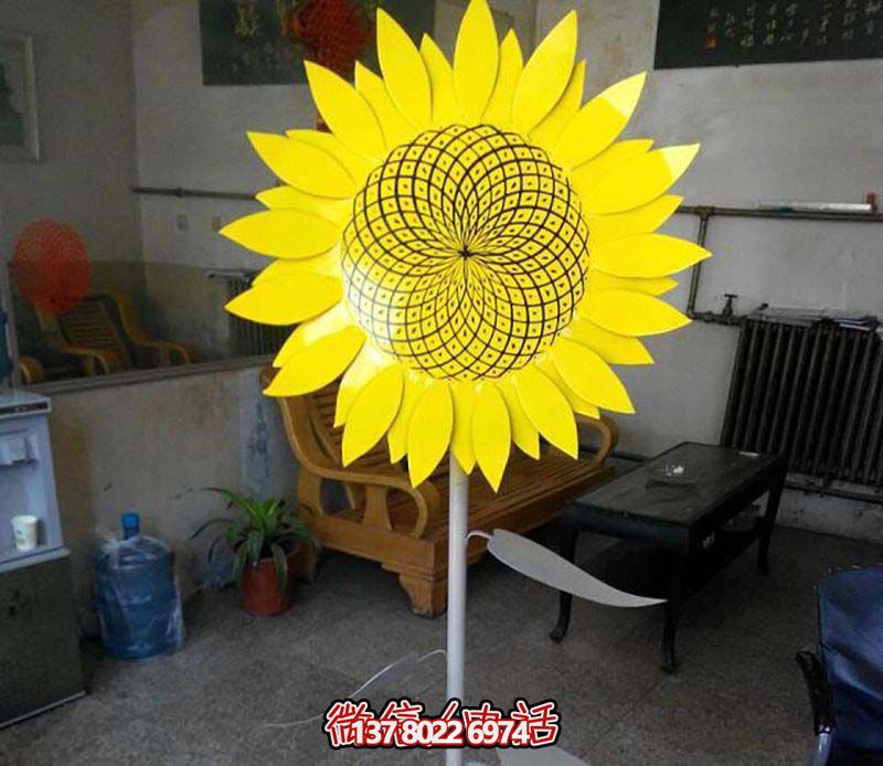 不銹鋼游樂園草坪擺放雕塑，向日葵裝飾