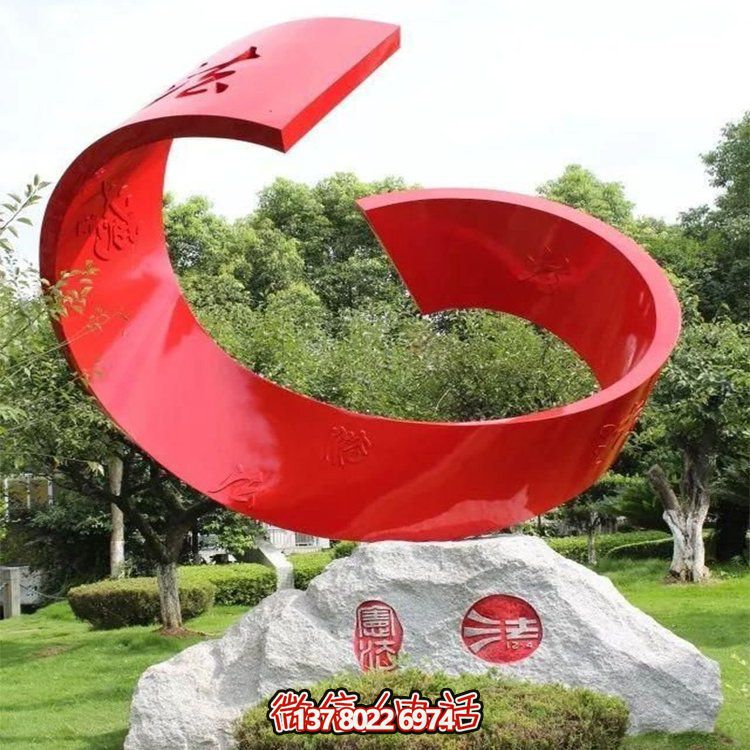 大型不銹鋼彩繪雕塑，點(diǎn)綴戶外園林景觀