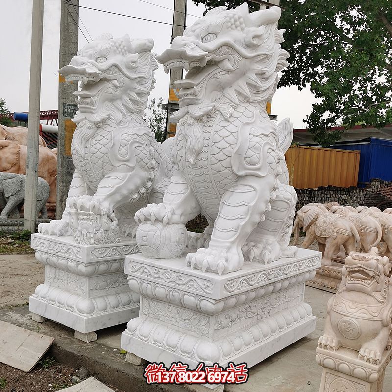 古典漢白玉大型麒麟景觀雕塑，點綴庭院、別墅神秘氣息