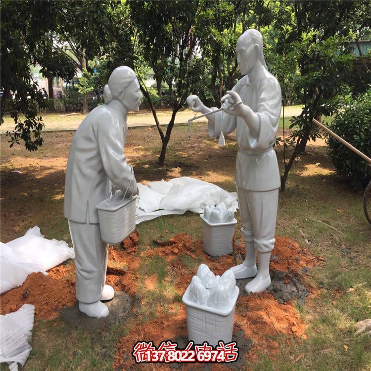 不銹鋼戶外園林抽象創(chuàng)意情景小品買(mǎi)東西的人物雕塑擺件
